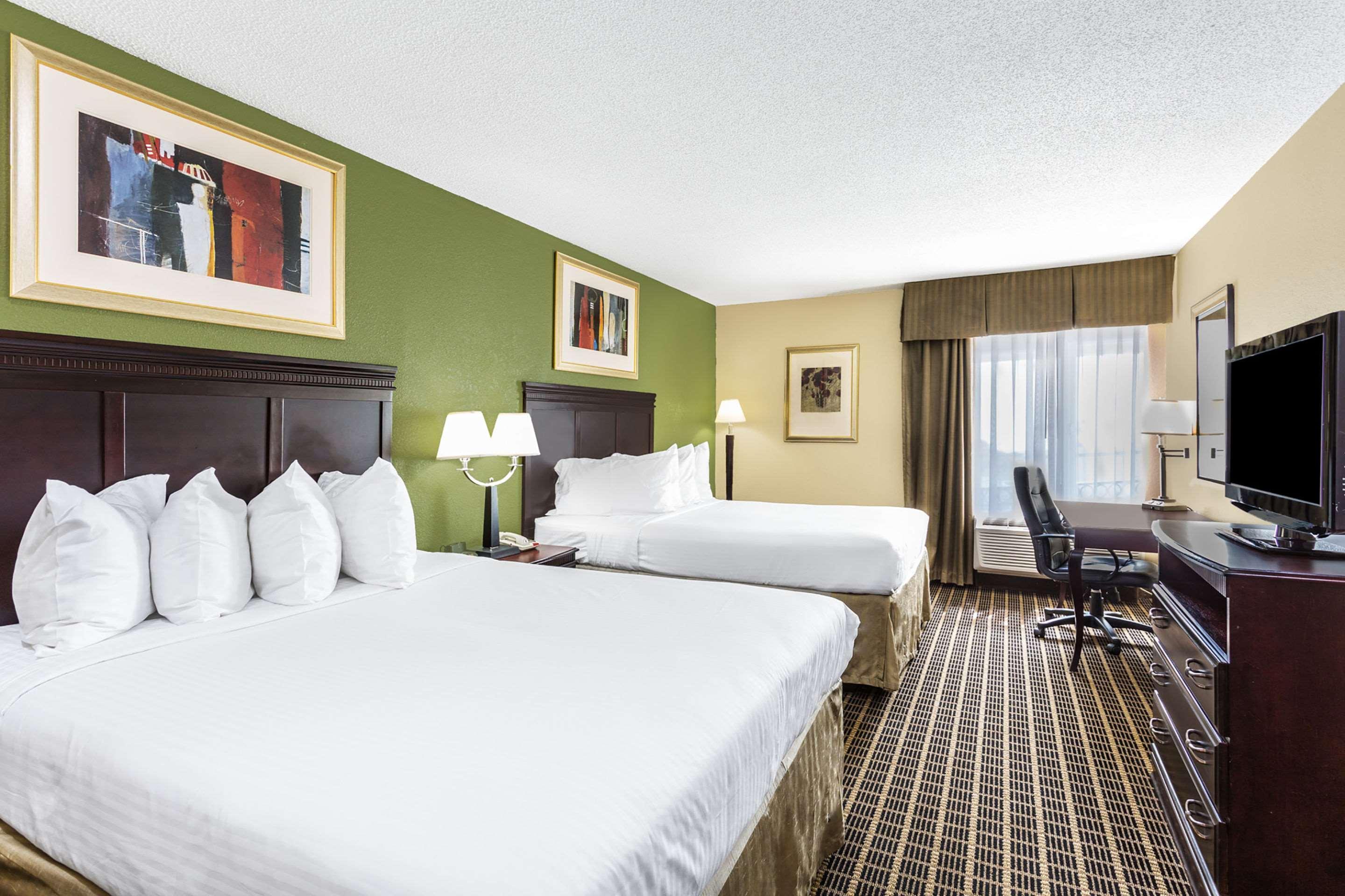 Clarion Pointe South Boston - Danville East Dış mekan fotoğraf